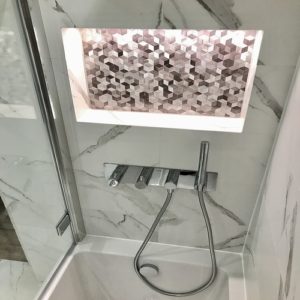 https://www.opus-bathrooms.co.uk/wp-content/uploads/2020/11/niche-contrast-tile-300x300.jpg